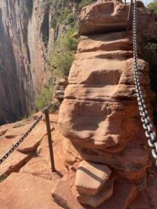 safety chains at scout lookout