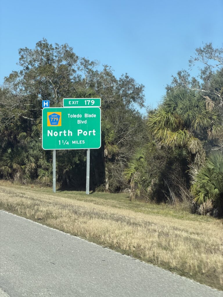 Sign to North Port
